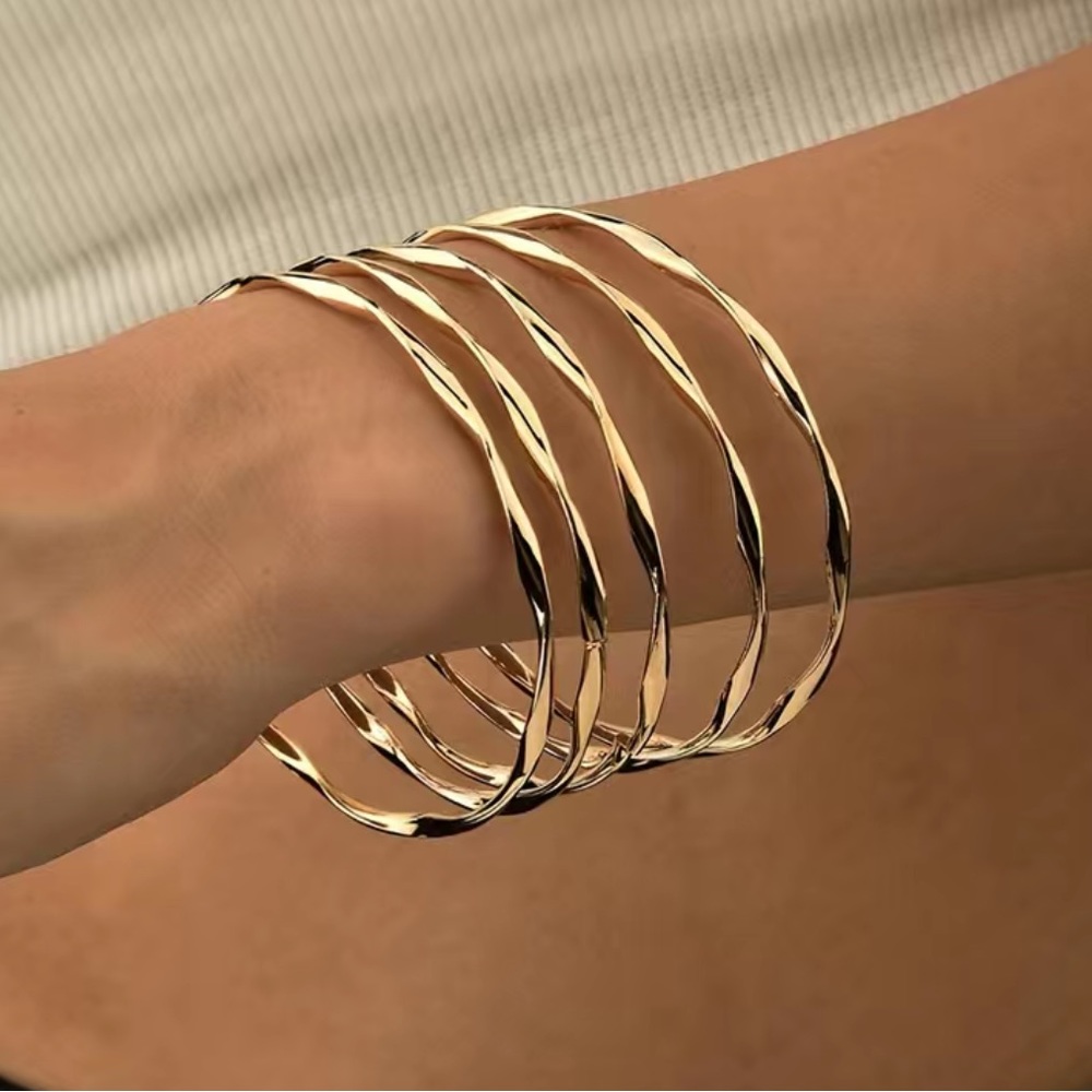 Gold Twisted Wavy Bangle Bracelet Set
